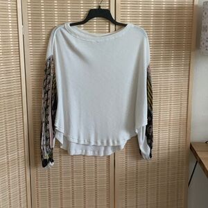 We The Free White Top with Patterned Sleeves Size Medium